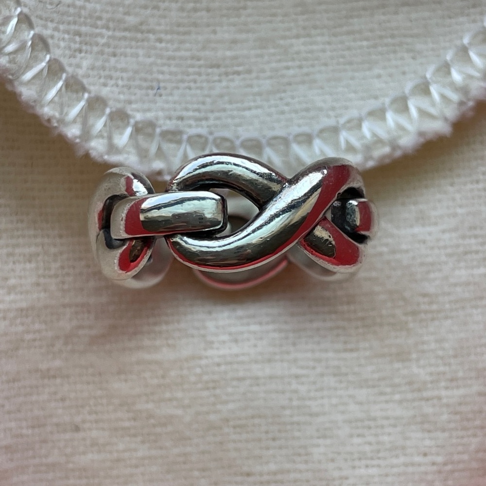 James Avery Infinity Band Ring size 4.5 sterling silver